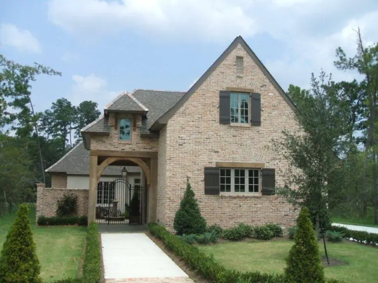 MGM Vinyl Windows Miller Bldg   MGM 001