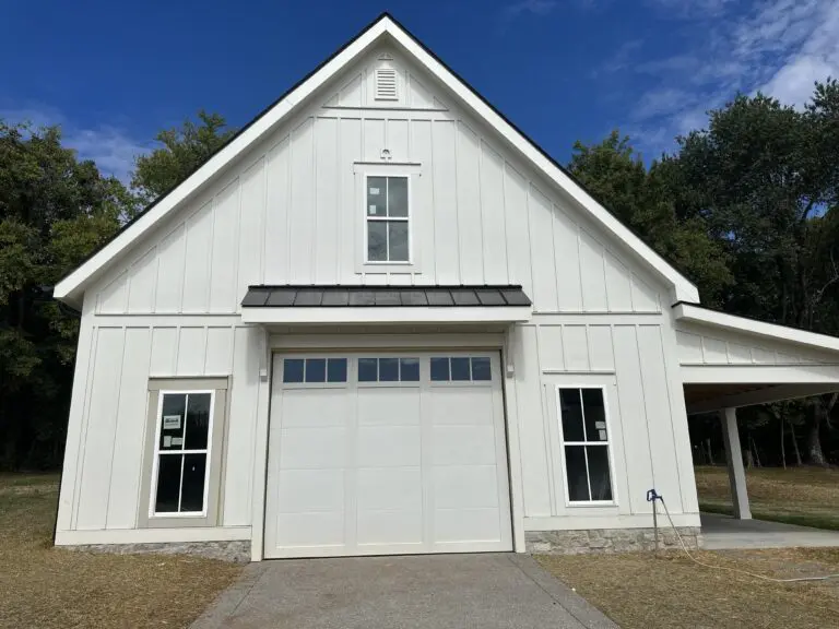 windows around garage