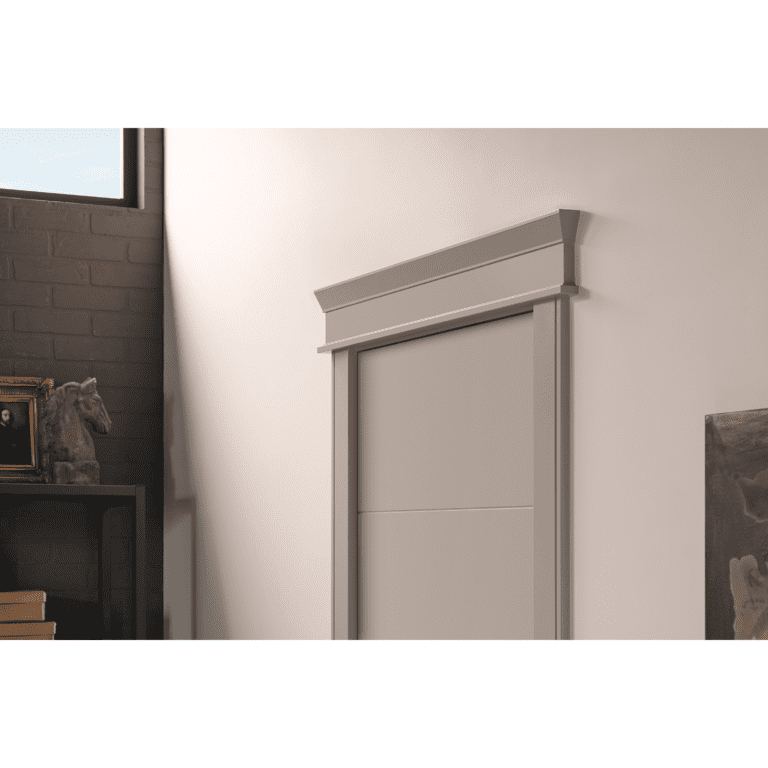 Crown Moulding and Casing Close Upp